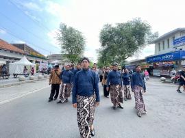 Kirab mangayubagya 80 Tahun Yuswa Dalem Sri Sultan Hamengkubuwono X